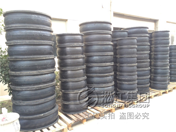 蘇州熱鍍鋅法蘭橡膠接頭，吳中區(qū)法蘭橡膠接頭，市政污水處理法蘭橡膠接頭